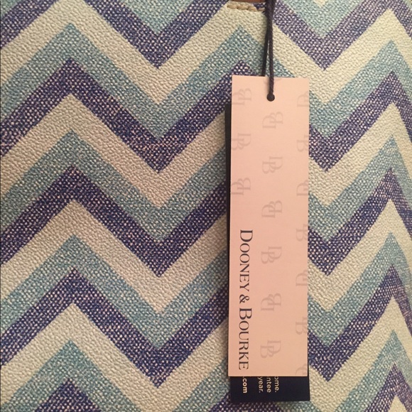 Dooney and Bourke Zip Zip Chevron Satchel Handbag - Picture 8 of 8